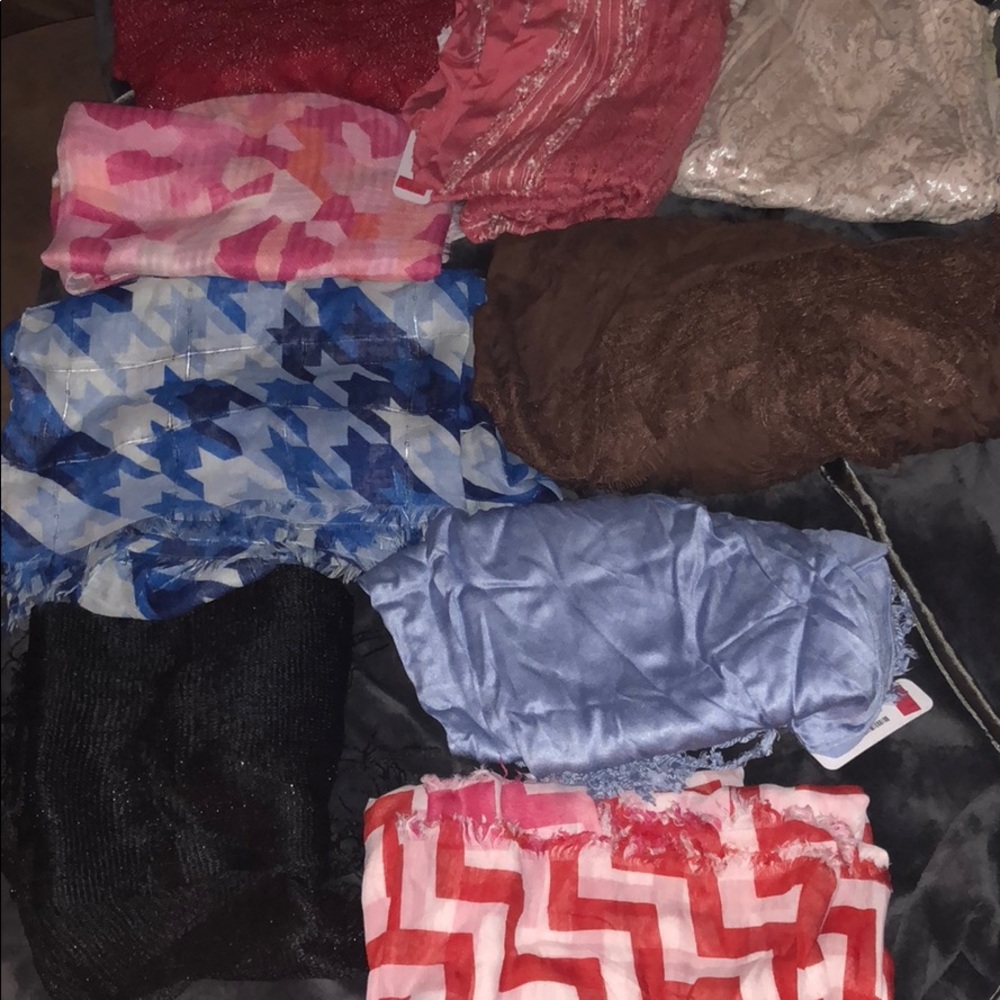 9 charming Charlie’s Scarves